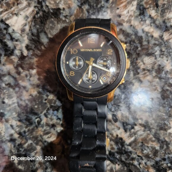 Michael Kors Matte Black Chronograph Wristwatch Style MK5191 BRAND NEW BATTERY - Picture 4 of 17